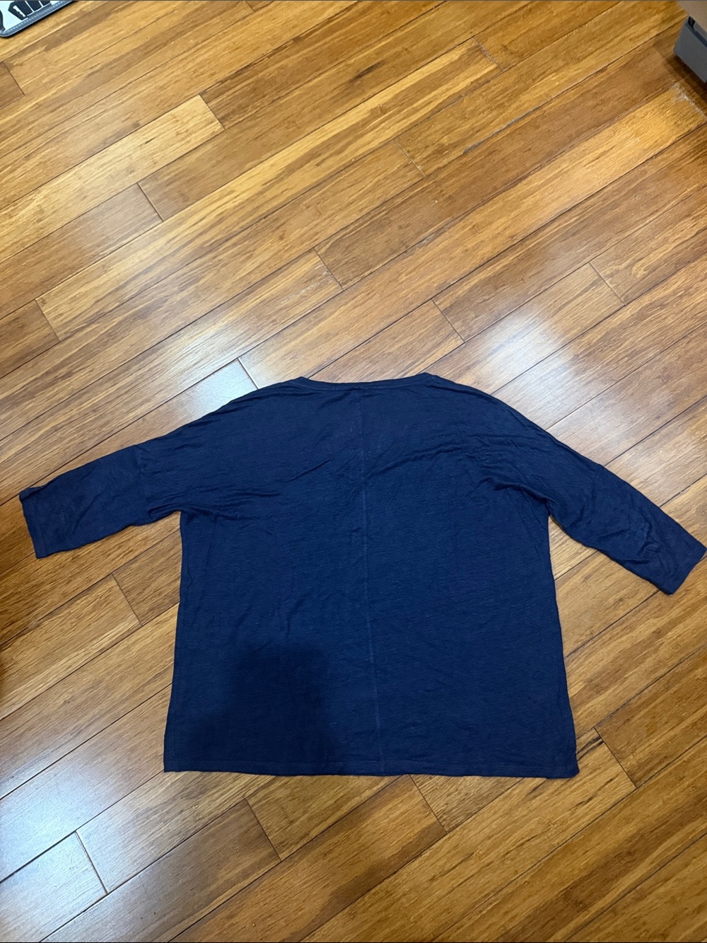 Ann Taylor Dark Navy Scoop Neck Top M - Picture 3 of 3
